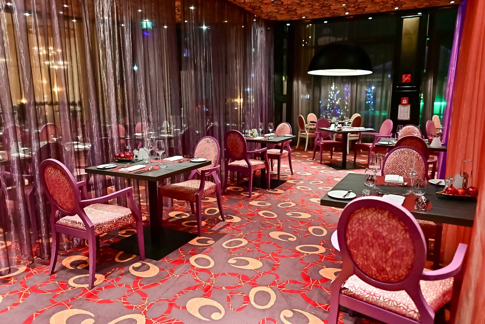 Riverstonebridge's stylish restaurant hall