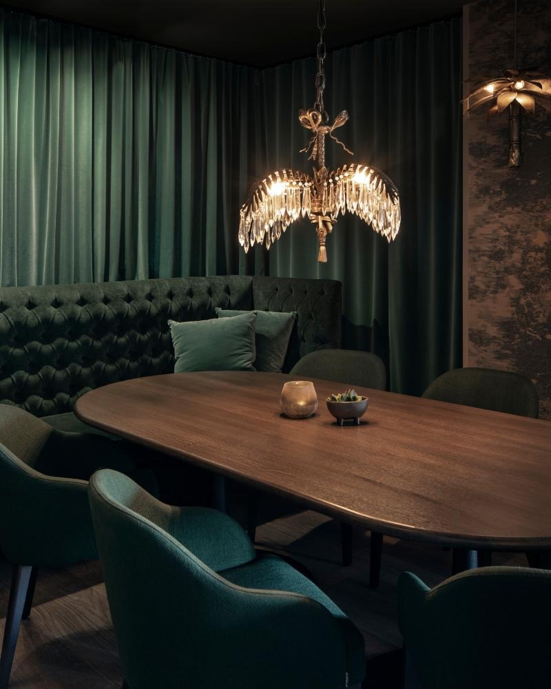 A quiet private lounge for a VIP dinner